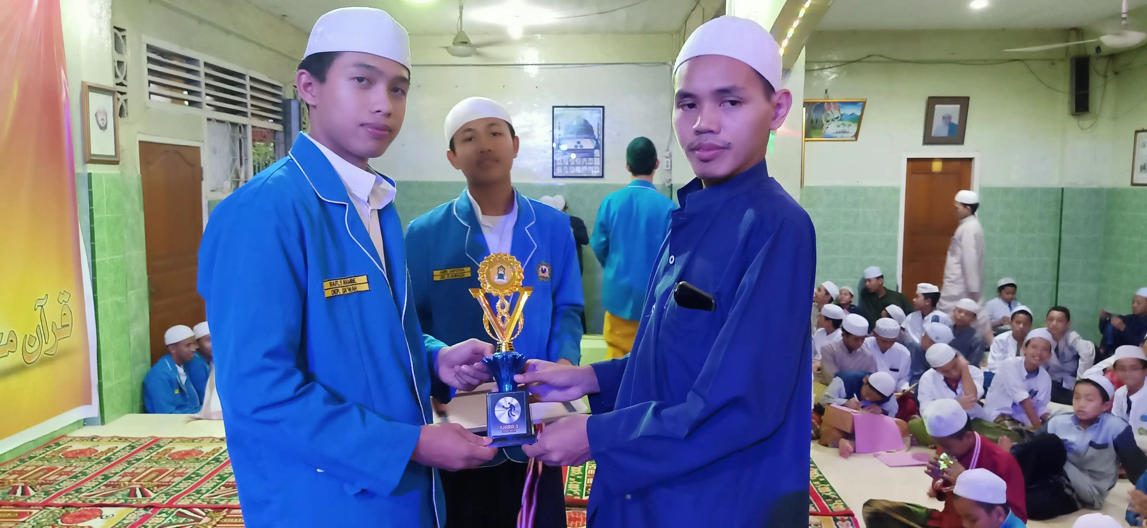 Pembagian Hadiah 184